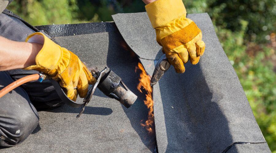 Expert new roof installation services in Wakarusa, IN